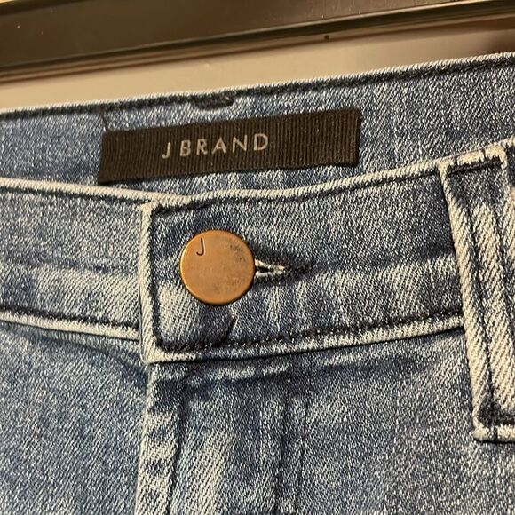 J Brand- Alana High-Rise Crop Ankle Jeans in Fix Up Destruct Wash- Size 26 - Picture 7 of 11